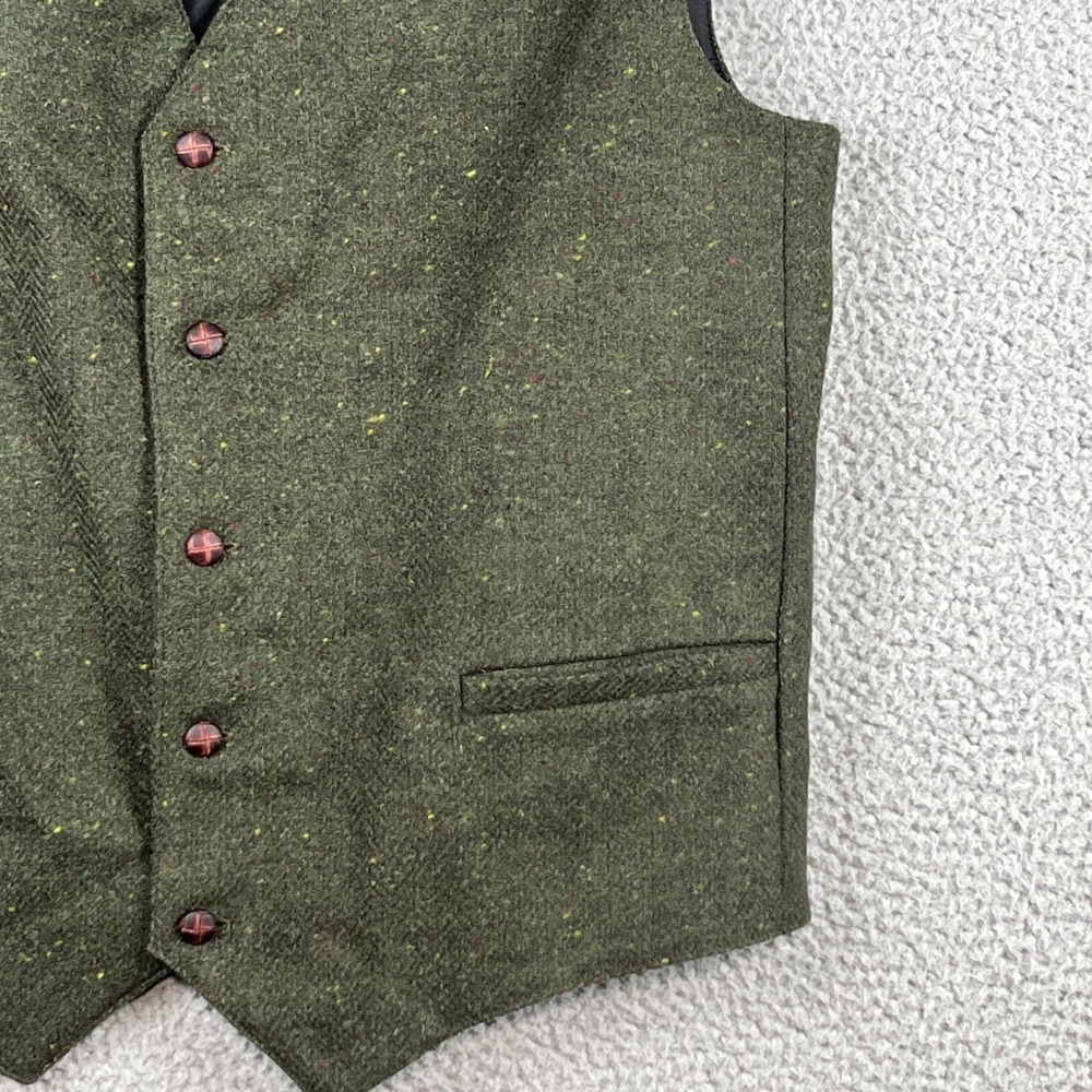 Aran Sweater Market Mens Donegal Tweed Wool Vest Green Waistcoat Ireland Size M - Picture 4 of 14